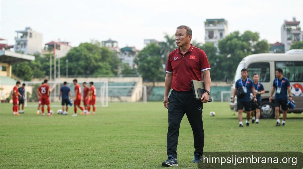 FIFA ASEAN Cup 2026: HLV Kim Sang-sik trở lại dẫn dắt tuyển Việt Nam sau biến cố gia đình